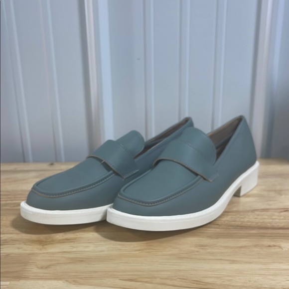 Shoes - Journee Collection Women's Classic Loafers in Blue Size 11